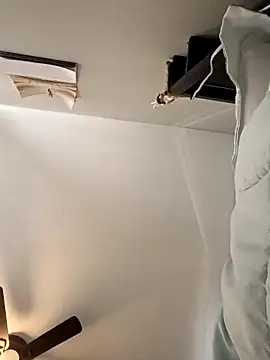 sarahkat86 online show from March 23, 12:16 pm