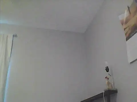 sarahkat86 online show from March 27, 11:05 pm