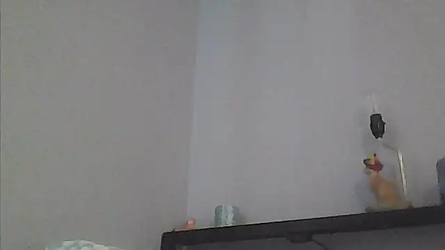sarahkat86 online show from May 23, 9:36 pm