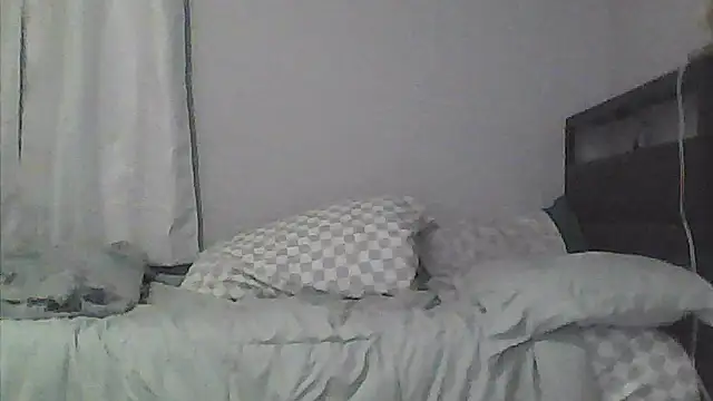 sarahkat86 online show from March 23, 12:11 am