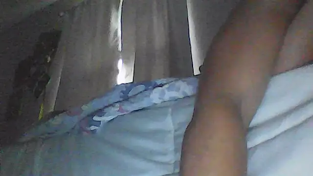 sarahkat86 online show from April 9, 11:38 am