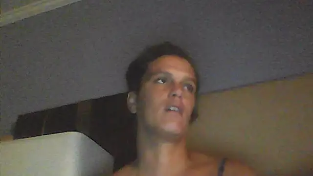 Snapshot of sarahkat86 chatting on September 10, 3:55 pm sarahkat86 online show from September 10, 3:55 pm