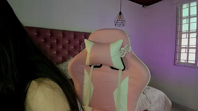 Snapshot of Jade_rey_ chatting on September 12, 5:35 pm Jade rey online show from September 12, 5:35 pm