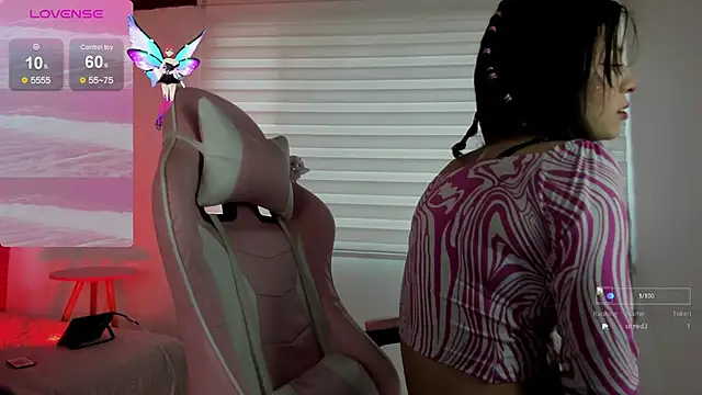 Snapshot of Jade_rey_ chatting on September 19, 8:35 pm Jade rey online show from September 19, 8:35 pm