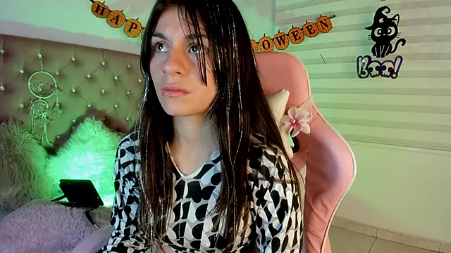 Snapshot of Jade_rey_ chatting on October 11, 4:13 am Jade rey online show from October 11, 4:13 am