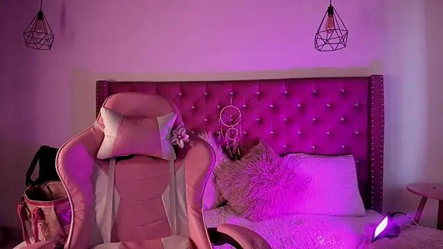 Snapshot of Jade_rey_ chatting on September 25, 8:37 pm Jade rey online show from September 25, 8:37 pm