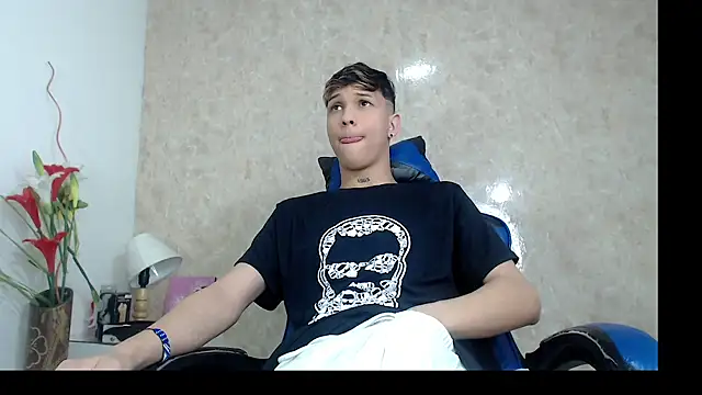 Snapshot of AustinPrice chatting on September 15, 2:17 pm AustinPrice online show from September 15, 2:17 pm