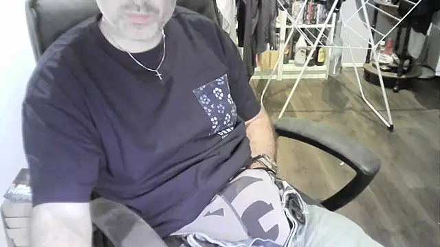 Chrisprngr online show from May 26, 7:01 pm