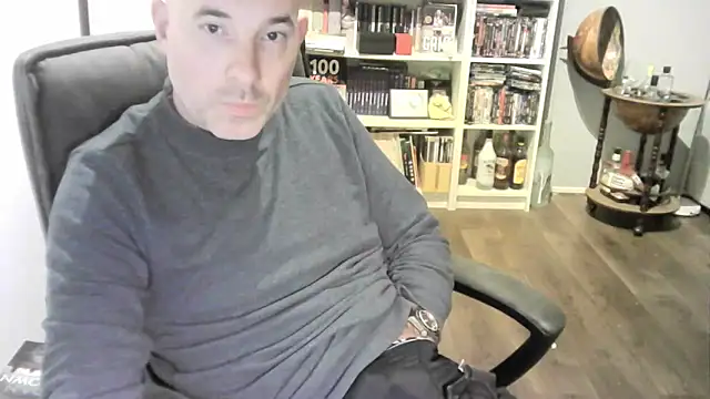 Chrisprngr online show from May 8, 2:21 pm