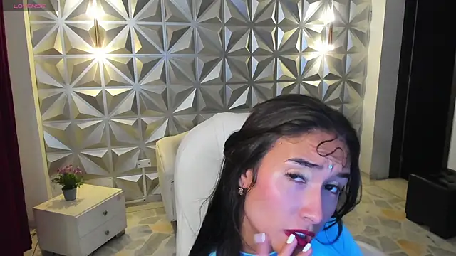 hellen tease online show from May 25, 12:37 pm