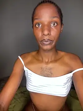 Trans fairy online show from March 12, 5:17 pm