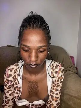 Trans fairy online show from February 6, 10:39 pm