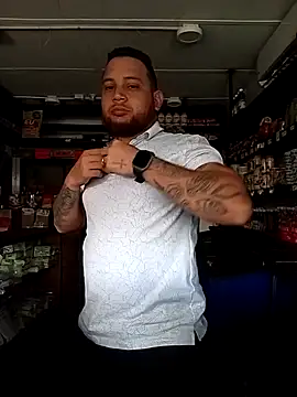 Catire10  online show from October 28, 4:06 pm