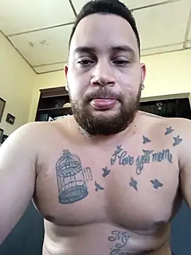 Snapshot of Catire10_ chatting on February 11, 7:14 pm Catire10 online show from February 11, 7:14 pm