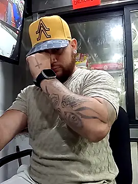 Catire10  online show from October 31, 1:41 pm