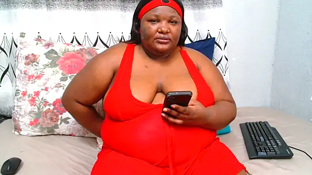 ChubbyBoobsxxx online show from March 13, 6:29 am