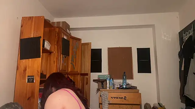 emilydee666 online show from November 17, 10:03 pm