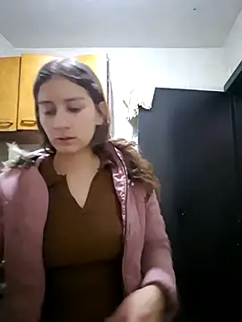 aytanna torrez online show from December 2, 11:56 am