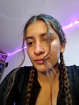 aytanna torrez online show from November 2, 3:39 pm