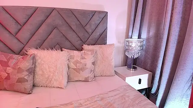 sara owens7 online show from March 26, 1:26 am