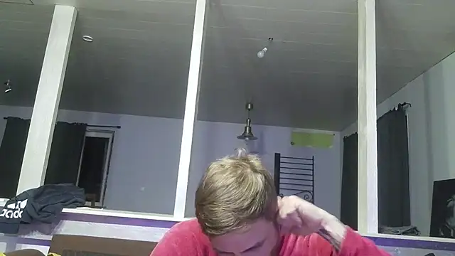 Bikerhot883hd online show from February 12, 5:45 pm