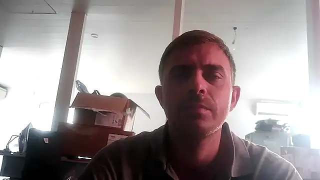 Snapshot of Bikerhot883hd chatting on October 1, 7:35 am Bikerhot883hd online show from October 1, 7:35 am