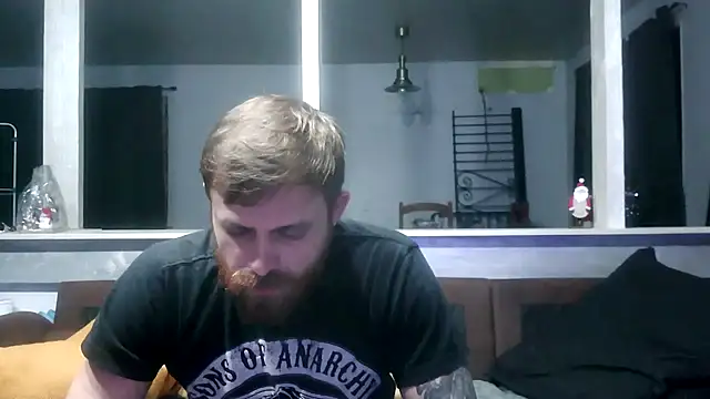 Bikerhot883hd online show from December 21, 6:09 pm