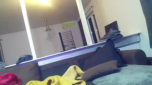 Bikerhot883hd online show from February 4, 9:10 pm