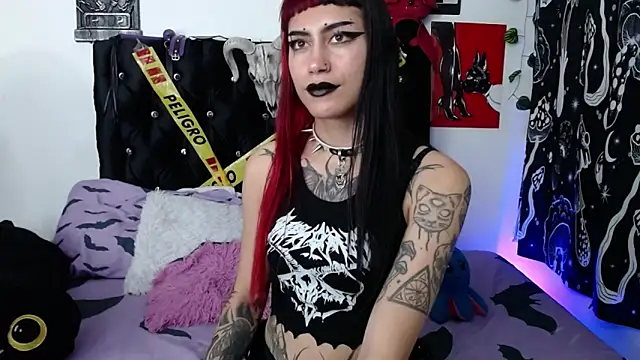 mayaREDdoll online show from March 4, 3:36 am