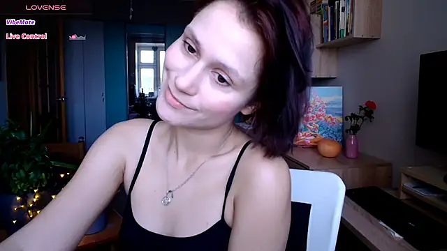 worsh1p me online show from October 4, 9:55 am