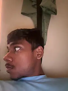 Snapshot of Lustking2406 chatting on November 28, 6:13 am Lustking2406 online show from November 28, 6:13 am