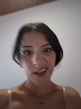 Snapshot of Mikasa-Ackerman chatting on October 25, 8:31 pm Mikasa-Ackerman online show from October 25, 8:31 pm