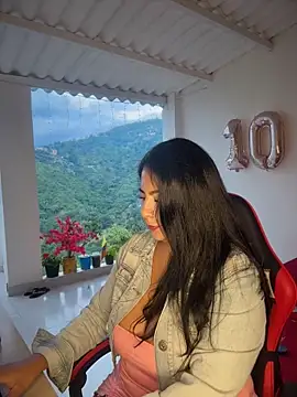 samanthahut1 online show from May 25, 9:57 pm