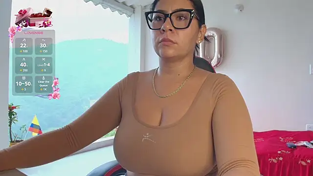 samanthahut1 online show from May 27, 8:16 pm