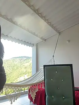 samanthahut1 online show from March 14, 9:43 pm