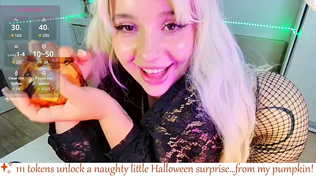 Margott Joy online show from October 25, 9:15 pm