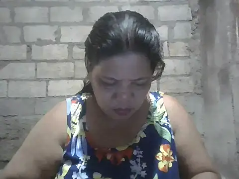 Snapshot of xxbernxxx chatting on October 29, 12:20 am xxbernxxx online show from October 29, 12:20 am