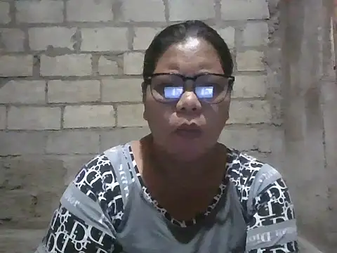 Snapshot of xxbernxxx chatting on September 23, 12:12 pm xxbernxxx online show from September 23, 12:12 pm