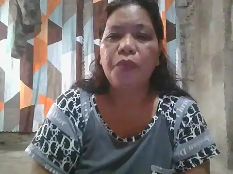 Snapshot of xxbernxxx chatting on December 15, 12:49 am xxbernxxx online show from December 15, 12:49 am