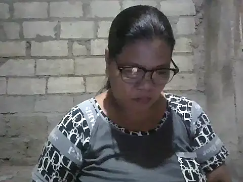 Snapshot of xxbernxxx chatting on September 18, 9:23 am xxbernxxx online show from September 18, 9:23 am