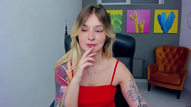 LilFleurish online show from May 5, 4:26 am