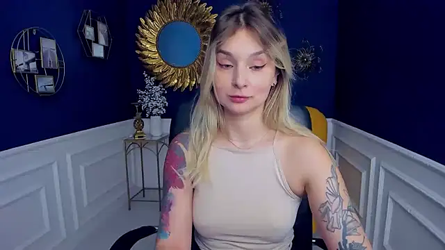 LilFleurish online show from March 19, 5:29 am