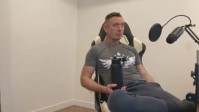 TheDonnyBasilisk online show from December 14, 9:53 pm