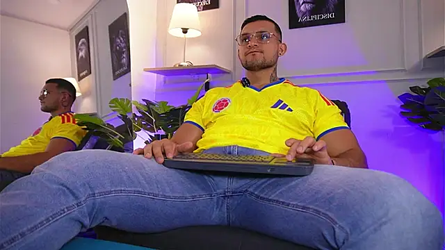 Marco Vega online show from June 28, 2:29 am