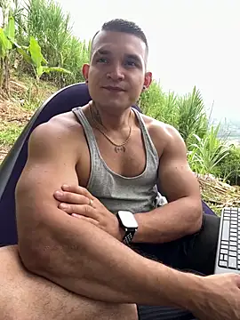 Snapshot of Marco_Vega chatting on October 10, 5:14 pm Marco Vega online show from October 10, 5:14 pm