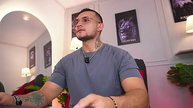 Marco Vega online show from May 27, 6:04 pm