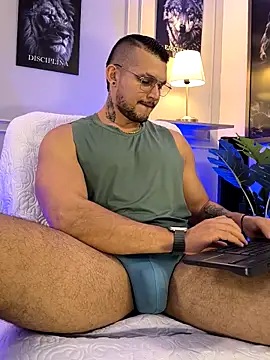 Marco Vega online show from April 8, 4:08 pm
