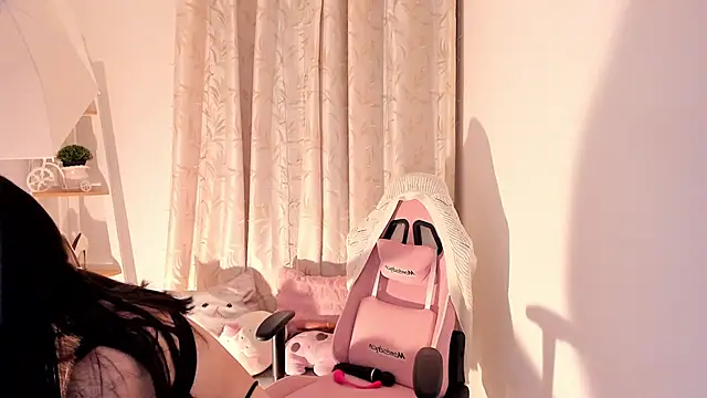 Snapshot of sarah_saenz_ chatting on November 26, 3:06 am sarah saenz online show from November 26, 3:06 am