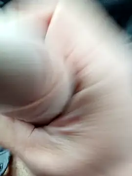 Snapshot of Micki2 chatting on December 2, 1:35 pm Micki2 online show from December 2, 1:35 pm