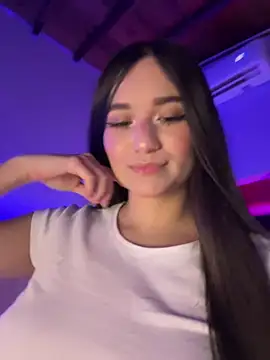 Snapshot of alejandrodolls chatting on February 10, 9:14 pm alejandrodolls online show from February 10, 9:14 pm